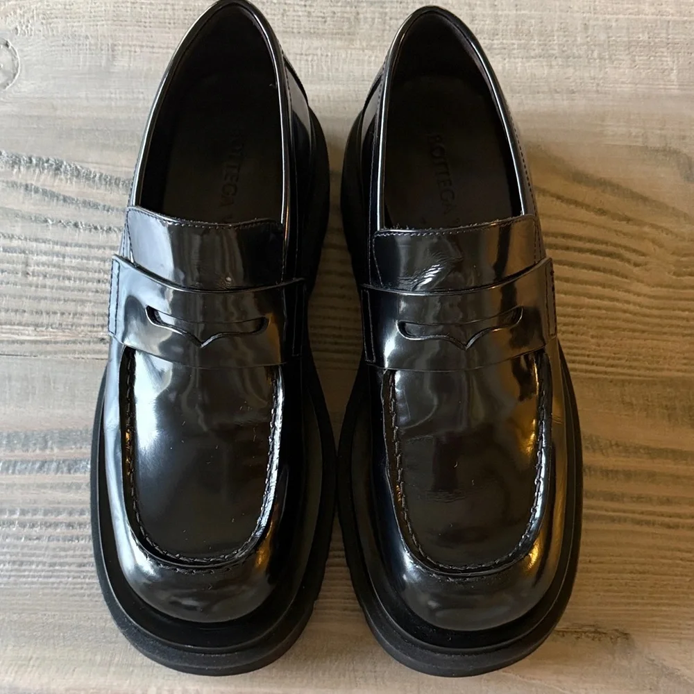 Bottega Veneta Glossy Black Loafers - Picture 3 of 11